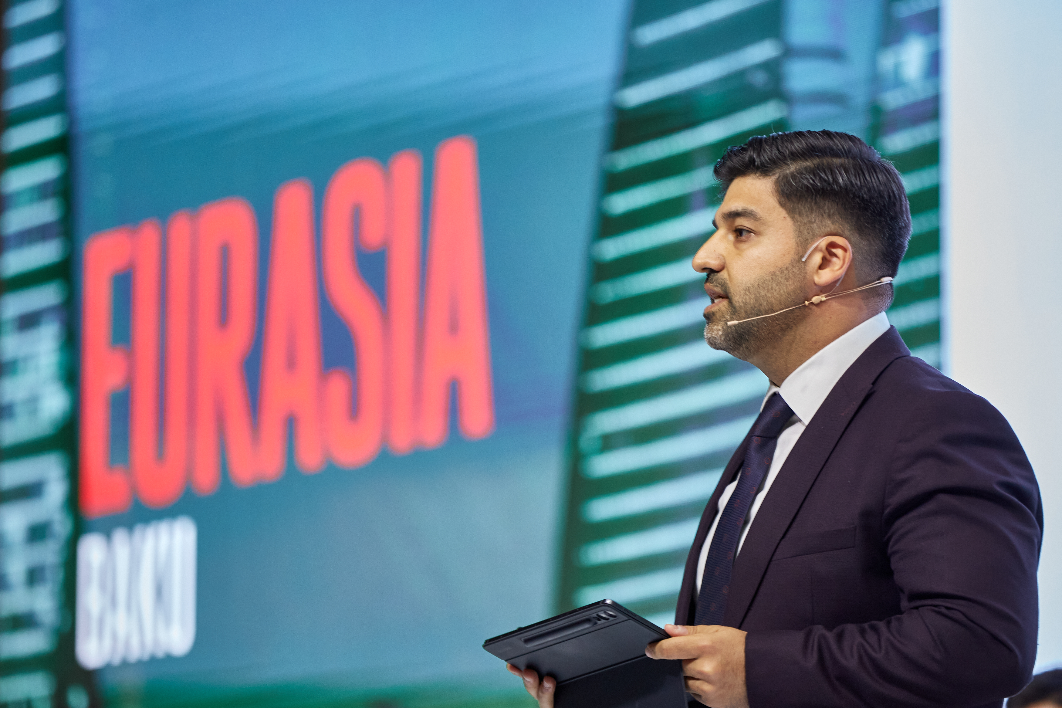 2021-ci ildən etibarən Azərbaycanda genişzolaqlı internetin əhatəsi 10 dəfə genişlənib